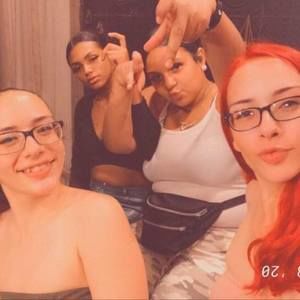 Meet your Posher, Ava